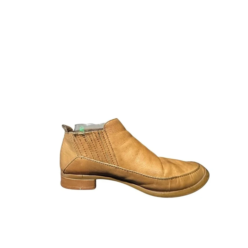 Kelsi Dagger Brooklyn Ankle Boots Size 7.5 Womens Tan Leather Stretch Bootie